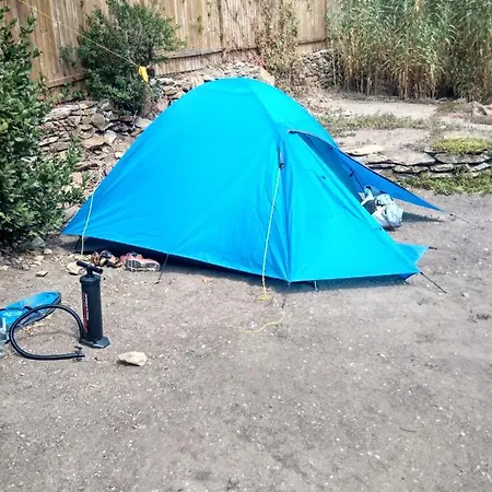אתר קמפינג Les Bambous, Naturiste Île du Levant
