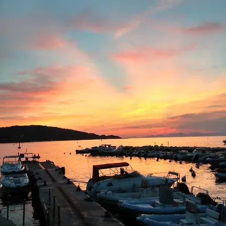 Camping Les Bambous, Naturiste Île du Levant